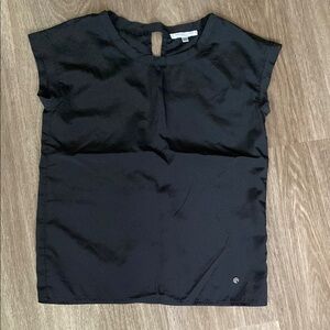 •Used• Abercrombie Black Essential Blouse